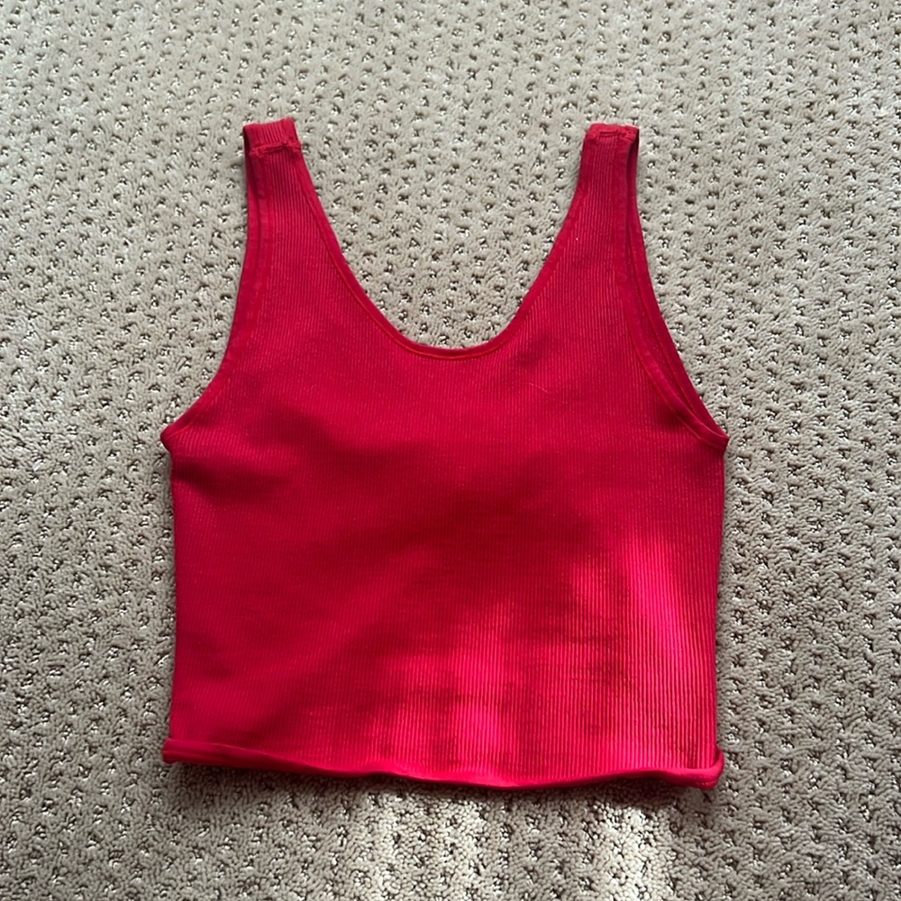 Red Cross back cropped tank top